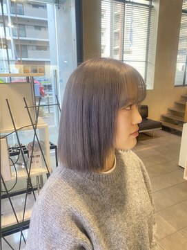 ソワン ドゥ ブレス 今里店(soin de brace) 《加賀詩織》gray silver