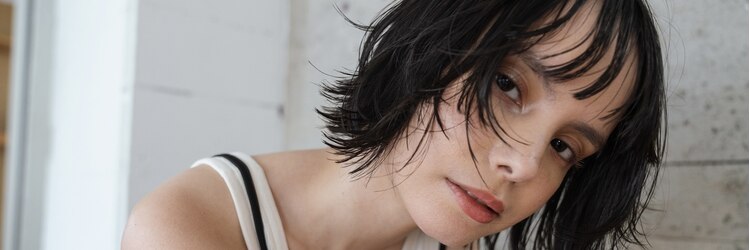 ネルバイグリーン(Nelle by green)のサロンヘッダー