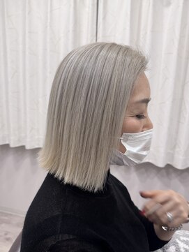 カミノワ(kaminowa) 白髪率80%おすすめヘア/神戸/三宮/脱白髪染め/白髪ぼかし