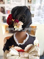 スーパーカット キタサンジュウニショップ(SUPER CUT KITA32SHOP)&nbsp;成人式ヘアアレンジ　振袖着付け　サイドシニヨンアレンジ