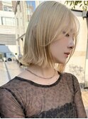 MINX RICCa-ミンクスリッカー】艶ベージュ×外ハネボブ