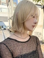 ミンクスリッカ 表参道(MINX RICCa) MINX RICCa-ミンクスリッカー】艶ベージュ×外ハネボブ