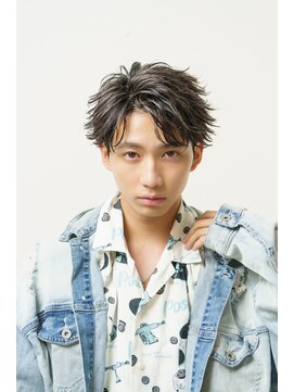 アイトーキョープラスシー 横浜(AI TOKYO+Sea) MEN’S横浜/センターパート/フェザーパーマ/毛流れパーマ/高島町