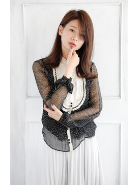 モカ ヘアーデザイン(moca HAIR DESIGN) 外ハネのセミロブ