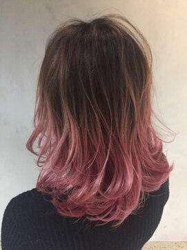 ジーナ(XENA) ピンクグラデーション