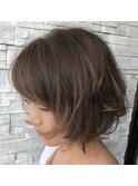 ショートボブ