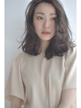 メゾンドイギー(MAISON de IGGY) 大人カジュアルニュアンスミディ ひし形シルエット グレージュ☆