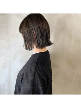 ミント(mint) 透明感グレー!濁りのない暗髪!