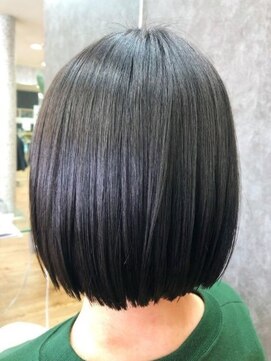 ラピッシュ Lapish桜田店 〈ラピッシュ桜田店〉切りっぱなしモードボブ ナチュラル黒髪