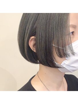 ファヴォリ(favori) 【favori 自由が丘】くすみグリーン×ボブ