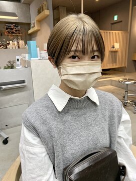 ミー(mii) 【mii】マッシュショート/ローライトインナーカラー