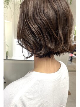 トラン(TRAN) ラフボブ