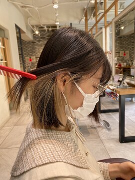 ネオリーブルカ 御茶ノ水店(Neolive Luca) インナーカラー前さがりボブ