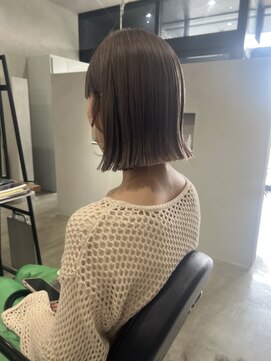 モノトーン(MONOTONE) ラテ系ベージュ