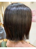 ぱつっとボブ