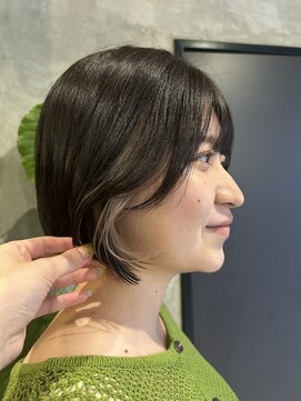 ボタン(botan) 【botan】インナーカラー×ぷつっとボブ