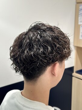 リバティシェアバーバー 銀座(LIBERTY SHARE BARBER) 【沼】ツイストスパイラル<銀座>