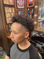 ヘアーデザイン スワロー(hair design Swallow) メンズ　スキンフェード　アフロ