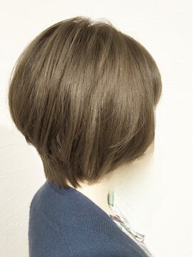 ローグ ヘアー 金町店(Rogue HAIR) 大人可愛い20代30代40代◎夏ショート前下がりレイヤーカット