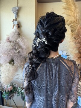 ヘアクリエイションソウル(Hair creation Sowl) 【Sowl】サイド寄せ編み下ろしアレンジ