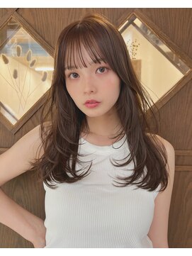 ブリンク(blink) ブラウンベージュレイヤーカット前髪ありトリートメント