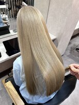 シアン 京都 烏丸店(CYAN)&nbsp;髪質改善カラー　ブリーチ　インナー　ホワイトベージュ