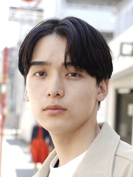 フィフス トウキョウ (fifth TOKYO) フェザーショートフェザーパーマ刈り上げショート渋谷ビジネス