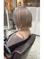 ヴィークス ヘア(vicus hair)&nbsp;「ホワイトベージュ」ケアブリーチ2回以上