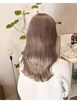 エレン 向ヶ丘遊園 登戸(ELEN)&nbsp;【ミルクティーベージュ】向ヶ丘遊園/ブリーチカラー