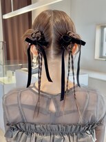 ケリーアン 太田(kelly.un)&nbsp;タイトツイン / お呼ばれヘアセット / お団子ヘアアレンジ