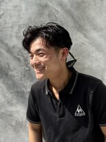 ジリ(JILI)&nbsp;【JILI】センターパート ルーズパーマ ◆佐々木