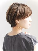 切りっぱなしショート・ボブ/絶壁解消/前髪なし/40代/30代/丸顔