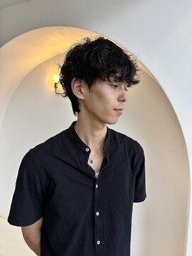 エマン(AIMANT) シャドウパーマ