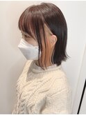 大人耳かけインナーカラーオレンジ外ハネ平行ボブ