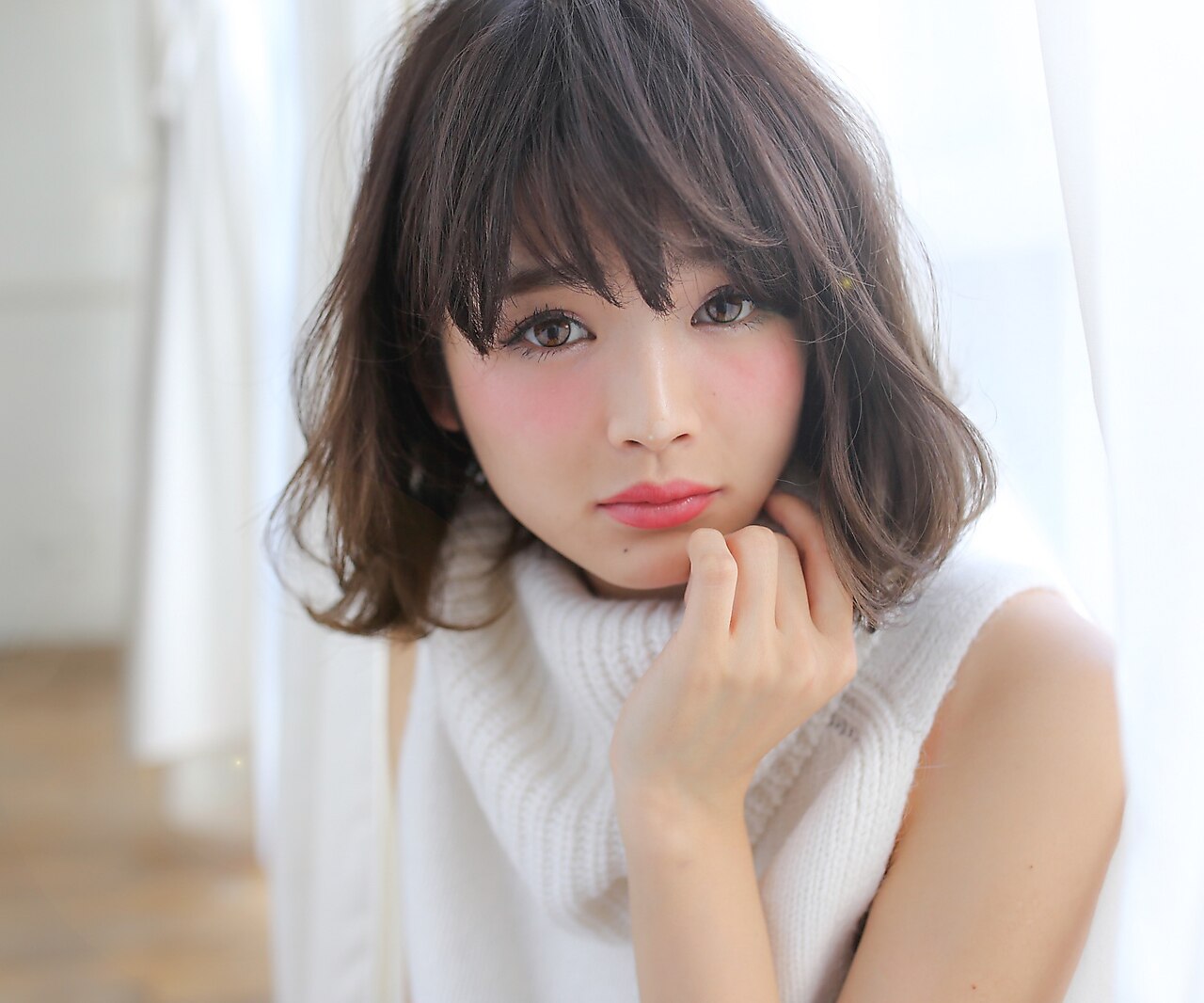 会員様　カラー（リタッチ根元3センチ以内）＋シャンプーブロー　6910円