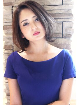 レウナ 外苑前(Reuna) 大人可愛い束感ボブ　ひし形ボブ　３０代４０代