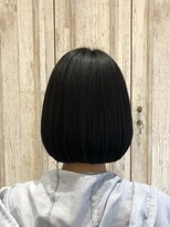 エルダ(ERDA) ツヤ髪/ナチュラルストレート/ミニボブ
