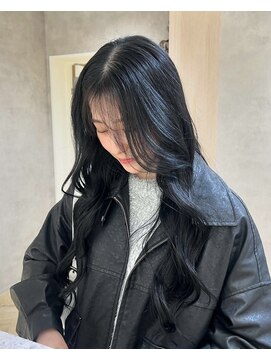 メゾンドイギー(MAISON de IGGY) 顔まわりレイヤー×艶髪ダークカラー