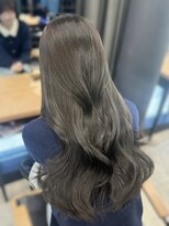 アリュウル 表参道 青山(Allure)&nbsp;赤み消し！オリーブグレージュ×レイヤーカット○伊藤