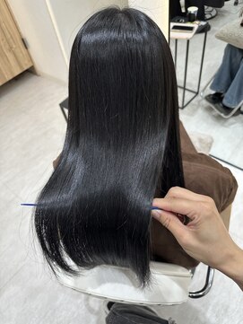 ジーナ 吉塚(Zina) 美髪ストレート ダークアッシュ【福田れん】吉塚美容室 髪質改善