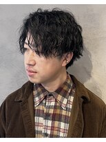 ガル(GALL)&nbsp;縦落ちセンターパートスパイラルパーマ