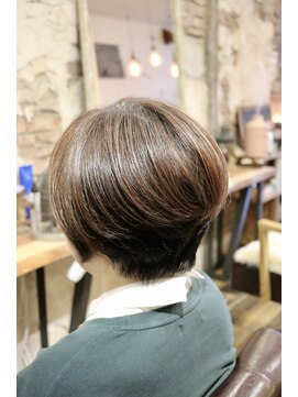 ムニ(Muni) B"99　＃ミセス×デザイン性