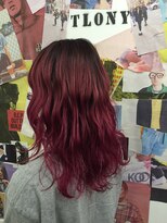 トロニー(TLONY)&nbsp;チェリーレッドグラデーション　渋谷TLONY