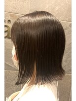 メゾン アヴァロ(Maison Avallo) #外ハネ #くすみグレージュ