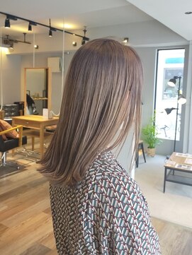 ヘアサロン ビータ(Hair salon BITA) ◎ミルクティーベージュ×セミロング