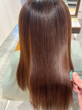 クレヨン ケース(Crayon case) ブラウン酸性ストレート毛先までまとまるツヤ髪ウォームブラウン