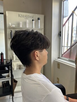 アイズ 海老名(AIZU) センターパートウルフ 韓国風センターパート ニュアンスパーマ