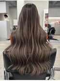 ハイライトカラーミディアムヘアグレージュカラーデザインカラー