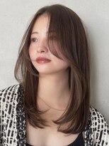 ノイ(noi)&nbsp;顔周りレイヤーカットくびれヘアミルクティーベージュカラー