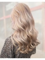 アドラーブル ココロ 新潟(adorable CoCoLo)&nbsp;大人可愛い大人美人ふんわりカール透明感ハイトーンカラー